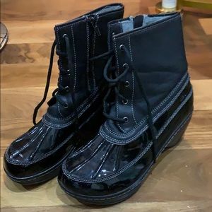 Shoes - Black Snow Boots Shoes - Black Snow Boots